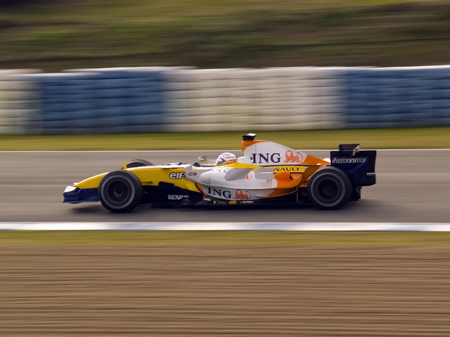Is IndyCar or Formula One better open wheel racing?